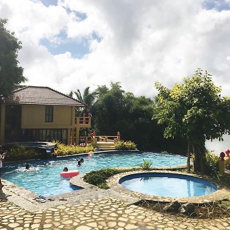 Porta Verde Resort Villas Caliraya Dolores  Esterno foto
