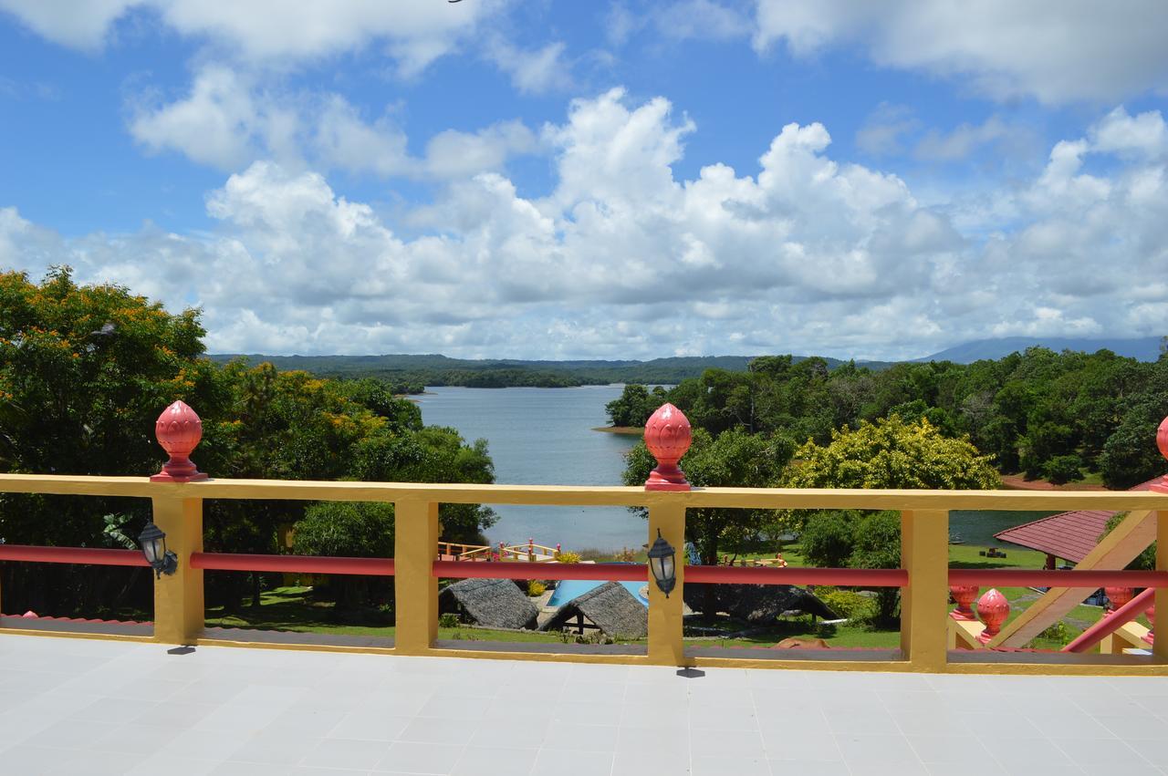 Porta Verde Resort Villas Caliraya Dolores  Esterno foto